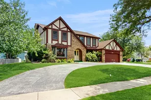 3042 Carmel Dr, Flossmoor, IL 60422 - Photo 1