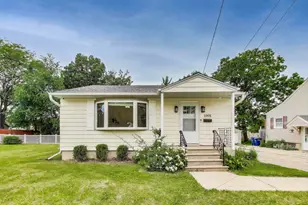 1005 N 13th St, Dekalb, IL 60115 - Photo 1