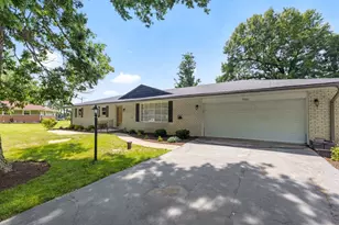 7531 Larwinn Ct, Rockford, IL 61107 - Photo 1