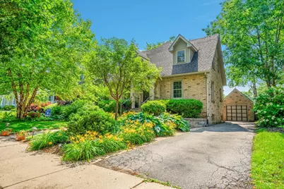 14 S George Street, Mount Prospect, IL 60056 - Photo 1
