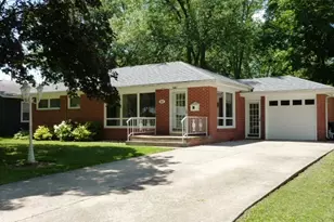 503 S Wilson St, Clifton, IL 61727 - Photo 1