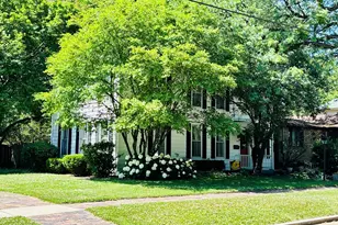 543 Chapel St, Ottawa, IL 61350 - Photo 1