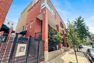 2843 N Lincoln Ave, Chicago, IL 60657 - Photo 1