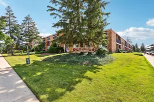 1320A Lore Ln, Lombard, IL 60148 - Photo 1
