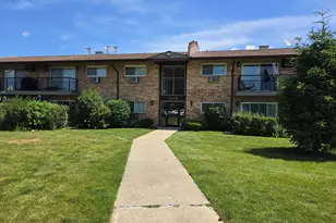 836 E Old Willow Rd, Prospect Heights, IL 60070 - Photo 1