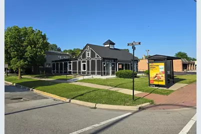 3901 W Touhy Avenue, Lincolnwood, IL 60712 - Photo 1