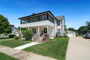 215 E 3rd St, Byron, IL 61010 - Photo 1