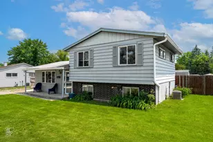 36665 N Traer Terrace, Gurnee, IL 60031 - Photo 1