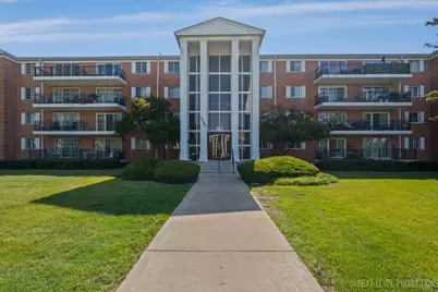 1050 N Farnsworth Avenue #202, Aurora, IL 60505 - Photo 1