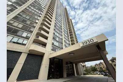 3930 N Pine Grove Avenue #606, Chicago, IL 60613 - Photo 1