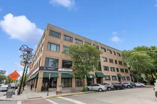 4747 N Artesian Ave, Chicago, IL 60625 - Photo 1