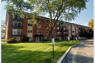 100 W Park Circle Drive #1C, Wheaton, IL 60187 - Photo 1