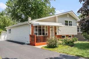 252 W Ethel Ave, Lombard, IL 60148 - Photo 1