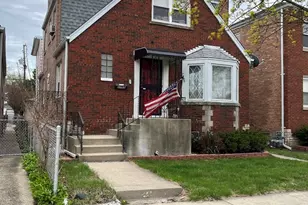 2705 N 73rd Ave, Elmwood Park, IL 60707 - Photo 1