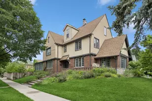 901 N East Ave, Oak Park, IL 60302 - Photo 1