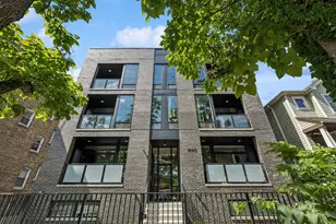 1840 W Grace St, Chicago, IL 60613 - Photo 1