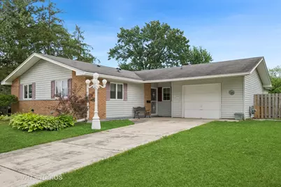 605 Northview Lane, Hoffman Estates, IL 60169 - Photo 1