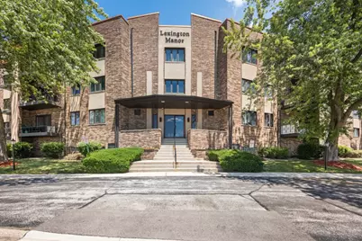 7100 W 95th Street #110, Oak Lawn, IL 60453 - Photo 1