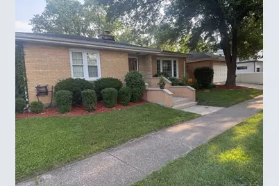 901 Florence Drive, Park Ridge, IL 60068 - Photo 1