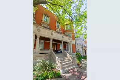 4536 N Sheridan Road #104, Chicago, IL 60640 - Photo 1