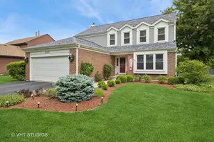 109 N Wilke Rd, Palatine, IL 60074 - Photo 1