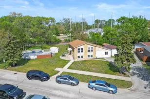 12713 S Escanaba Ave, Chicago, IL 60633 - Photo 1