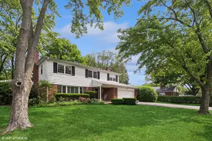2340 Pomona Ln, Wilmette, IL 60091 - Photo 1