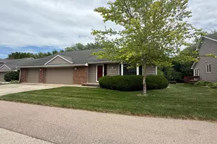 3030 Fairway Oaks Ln, Dekalb, IL 60115 - Photo 1