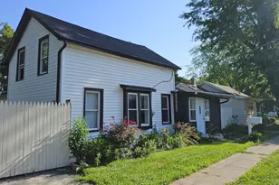 323 E North St, Plano, IL 60545 - Photo 1