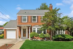 5950 N Kostner Ave, Chicago, IL 60646 - Photo 1