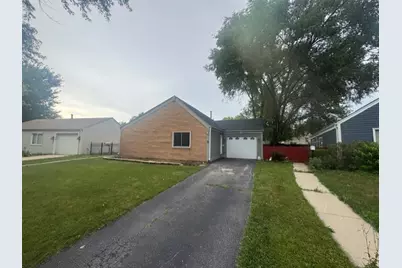 5 Denham Drive, Montgomery, IL 60538 - Photo 1