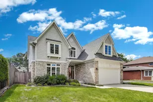 304 Fernwood Ln, Glenview, IL 60025 - Photo 1