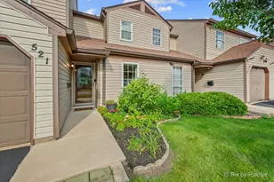 521 Nebraska Cir, Carol Stream, IL 60188 - Photo 1
