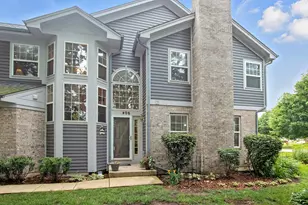 406 Kresswood Dr, McHenry, IL 60050 - Photo 1