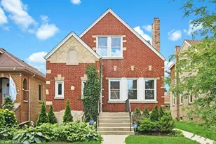 5945 W Cornelia Ave, Chicago, IL 60634 - Photo 1