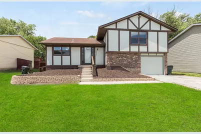 18104 Fountainbleau Drive, Hazel Crest, IL 60429 - Photo 1