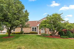 688 Grace Ct, New Lenox, IL 60451 - Photo 1