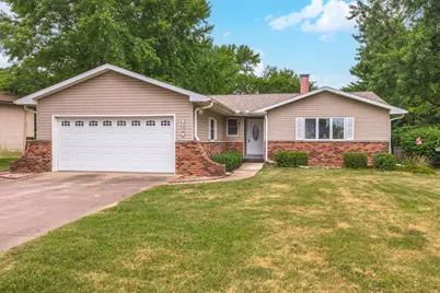 1316 Kirkwood Drive, Pontiac, IL 61764 - Photo 1