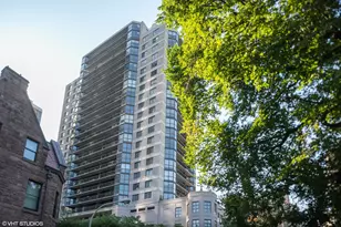 33 W Delaware Pl, Chicago, IL 60610 - Photo 1