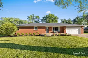 148 E Jeanette St, Herscher, IL 60941 - Photo 1