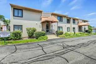 80 Commonwealth Ct, Vernon Hills, IL 60061 - Photo 1