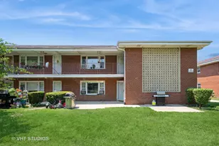 1107 E Algonquin Rd, Arlington Heights, IL 60005 - Photo 1