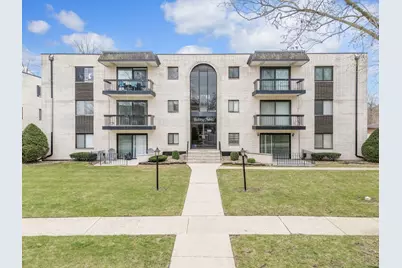 5715 129th Street #1A, Crestwood, IL 60418 - Photo 1