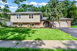 3410 Venard Rd, Downers Grove, IL 60515 - Photo 1