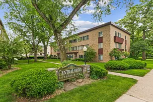 2650 Central Dr, Flossmoor, IL 60422 - Photo 1