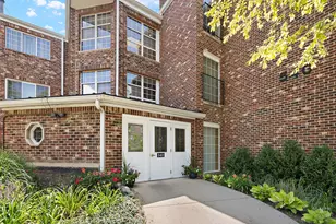 540 Biesterfield Rd, Elk Grove Village, IL 60007 - Photo 1