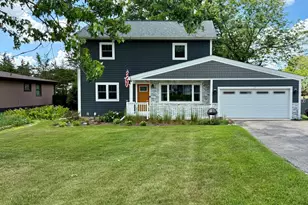 145 N Pleasant Rd, Lake Zurich, IL 60047 - Photo 1