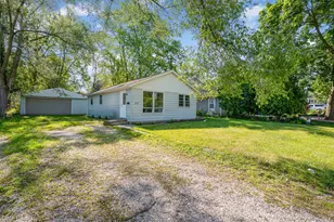 213 Brierhill Dr, Round Lake Park, IL 60073 - Photo 1
