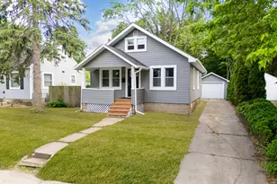 1030 Spruce St, Aurora, IL 60506 - Photo 1