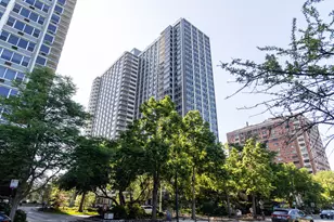 4250 N Marine Dr, Chicago, IL 60613 - Photo 1